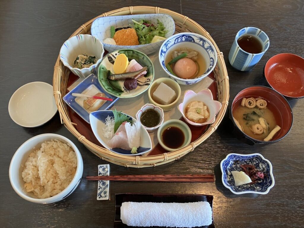 【平日限定】花かご弁当（雲海）