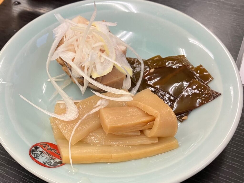 ビールのおつまみ(ダルマヤラーメン)