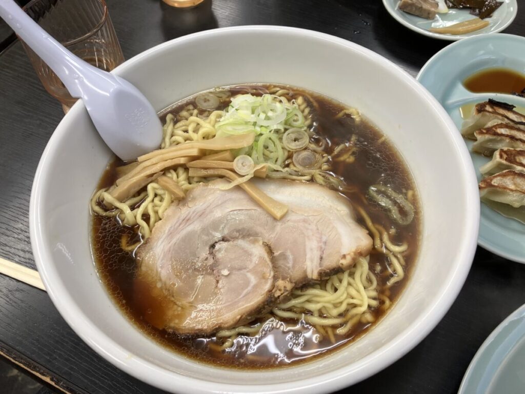 ビッグラーメン(ダルマヤラーメン)