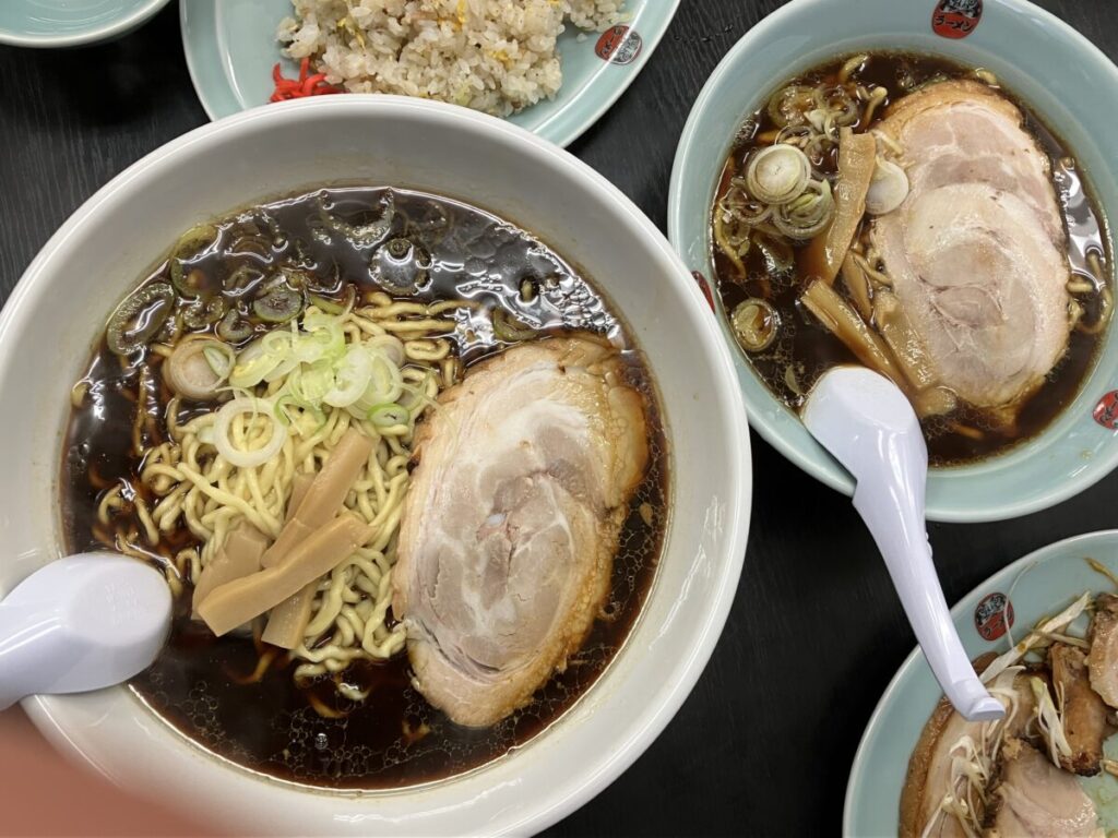 ビッグラーメン(ダルマヤラーメン)